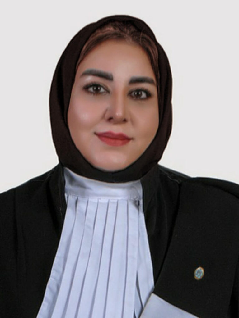 ناهید ستوده نیا